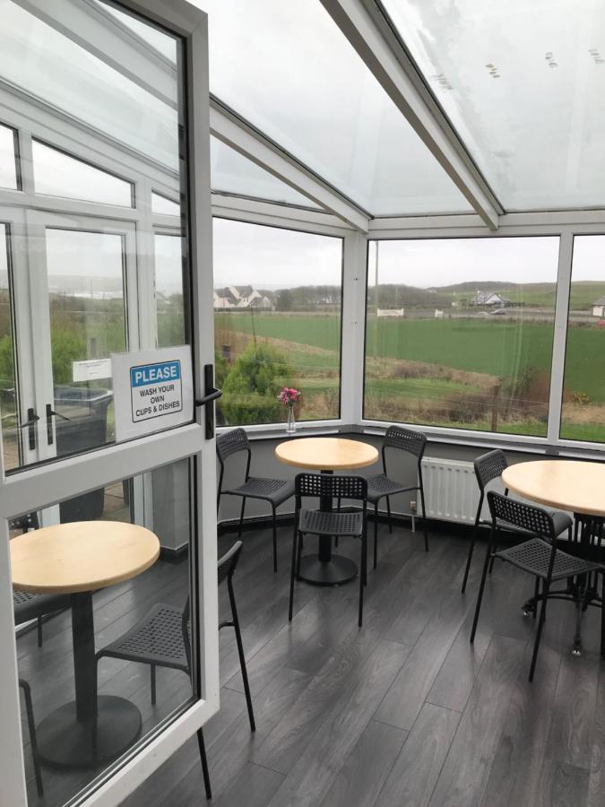 Finn Mccools Giants Causeway Hostel Bushmills Exterior photo