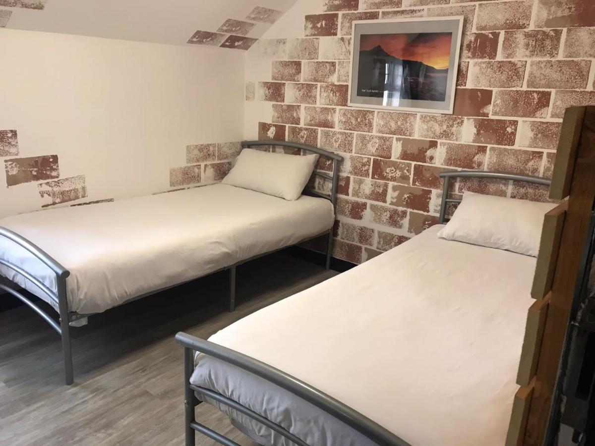 Finn Mccools Giants Causeway Hostel Bushmills Exterior photo